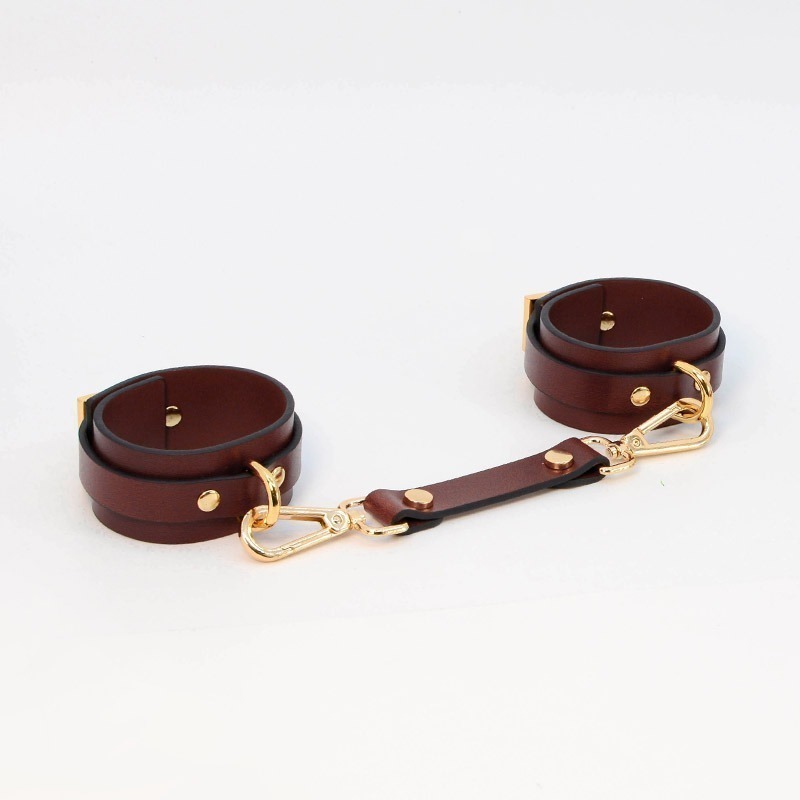 keresztcsat bilinccsel