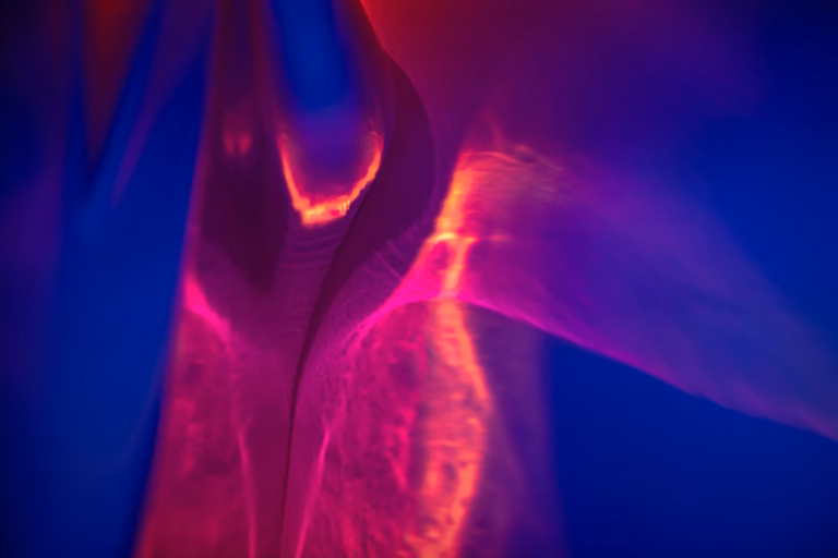 Illusztráció a hol van a g-pont cikkhez. Absztrakt forma, piros és lila fénnyel.